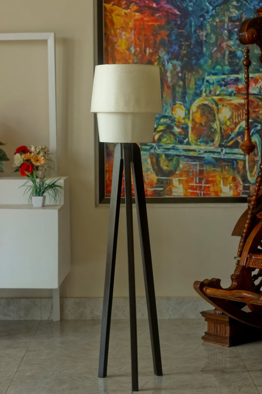 Decfair D conic Tripod lamp Black - The DecFair
