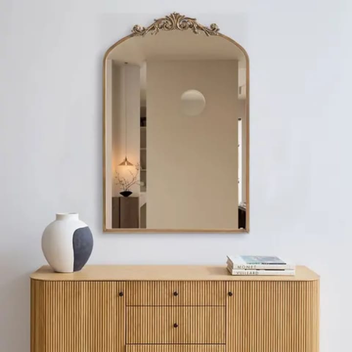 Queen Mirror