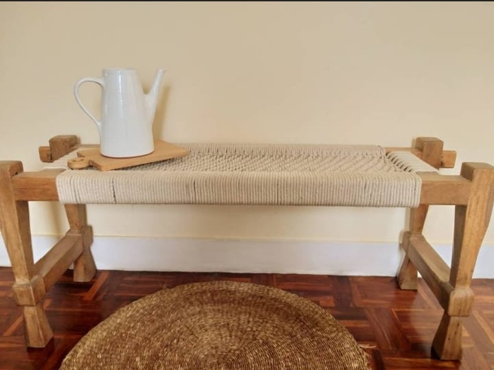 Mid-Century Modern Bench01